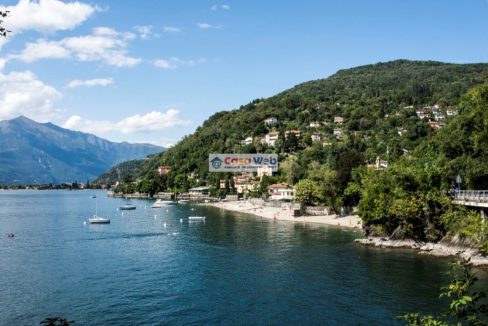 Vista lago e spiaggia 01