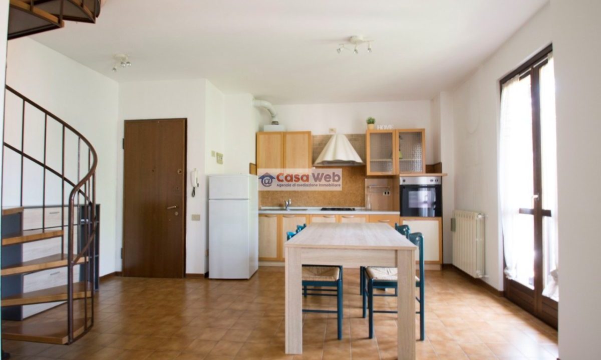 02-1 Soggiorno-cucina