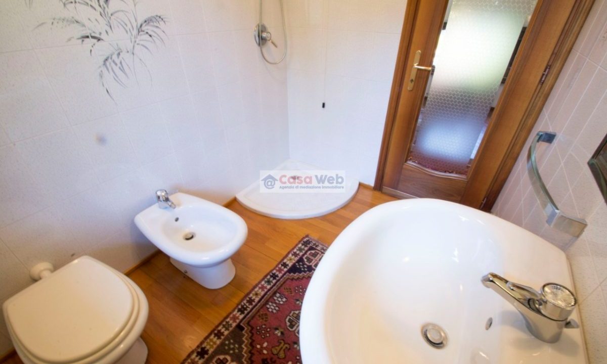 12-1 P1 Bagno second.