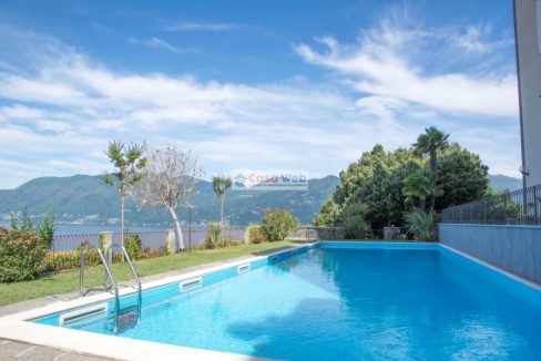 06-1 Piscina