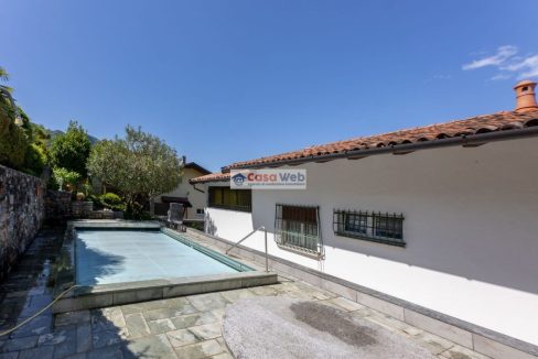 14-2 Piscina