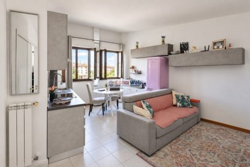 02-1 Soggiorno-cucina