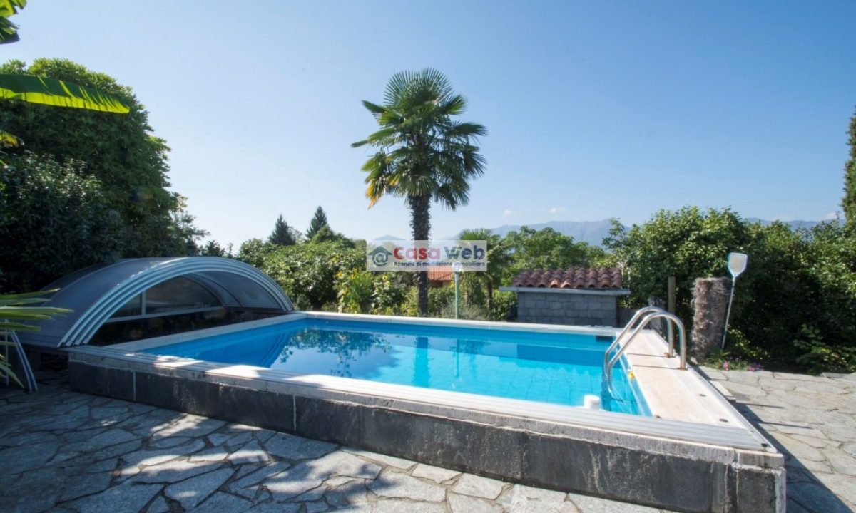 10-2 Piscina