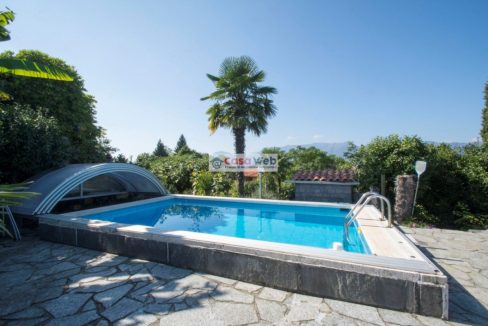 10-2 Piscina