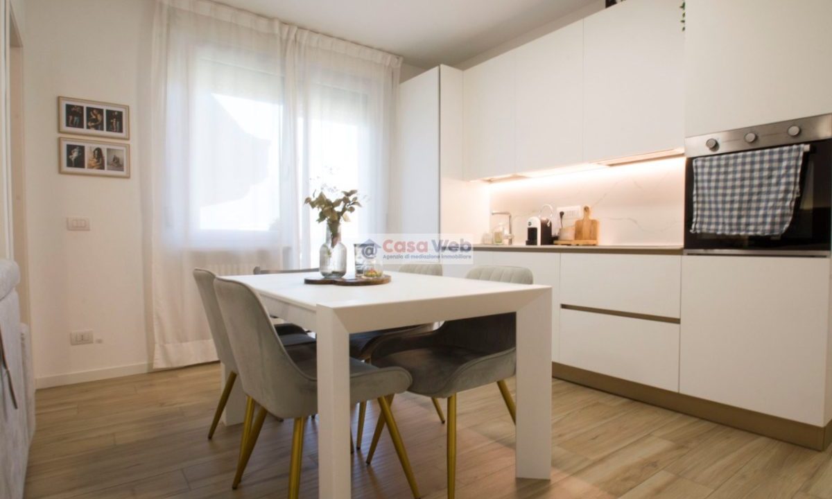 02-3 Soggiorno-cucina