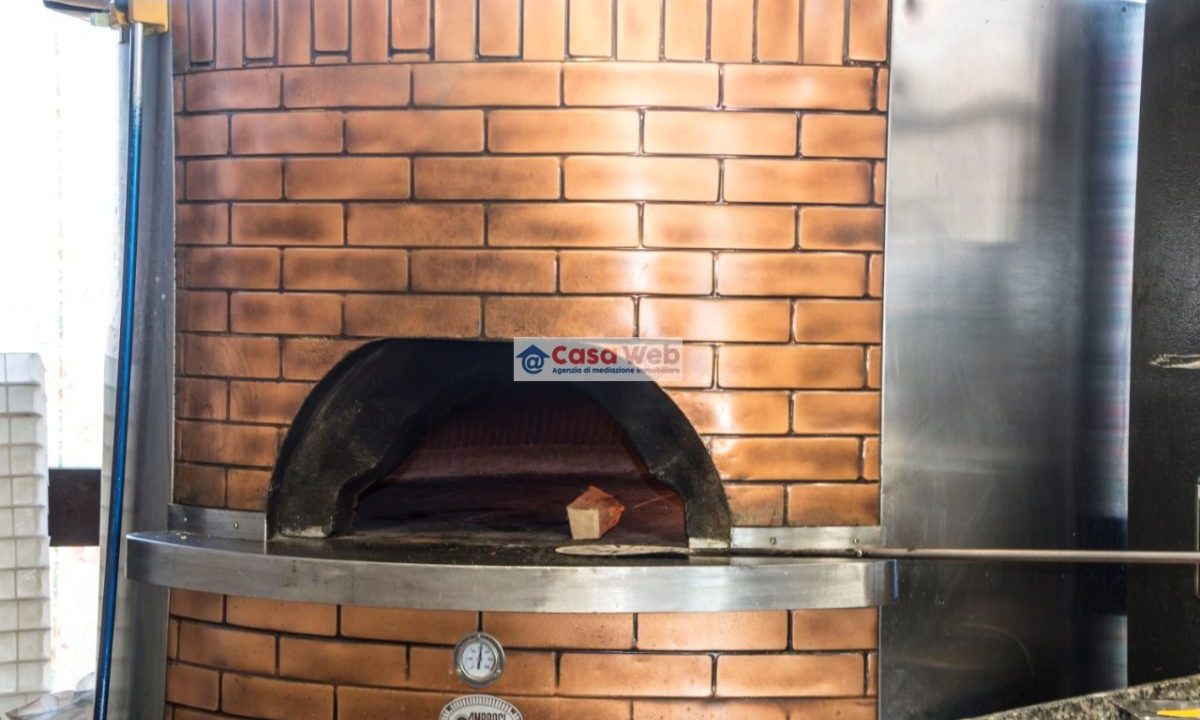 06-5 Ingresso-Bar-Forno