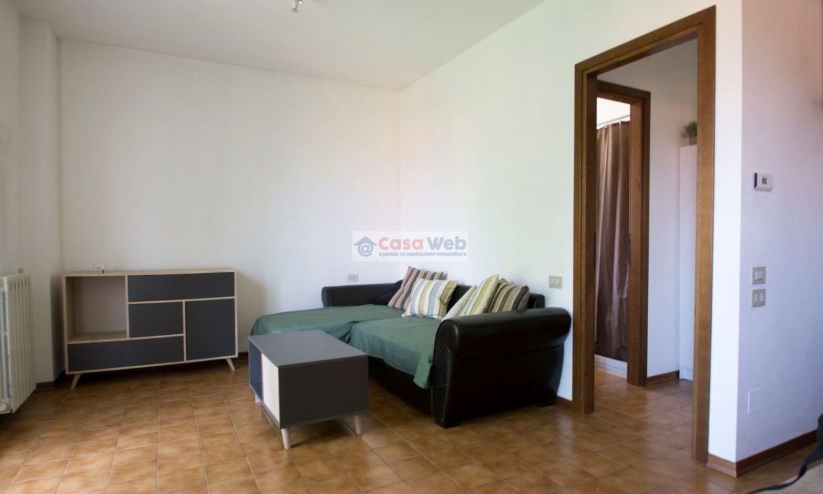 02-2 Soggiorno-cucina