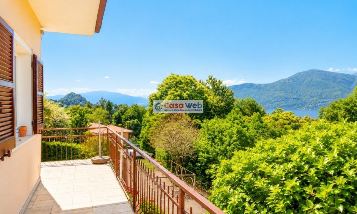 08-1 Balcone