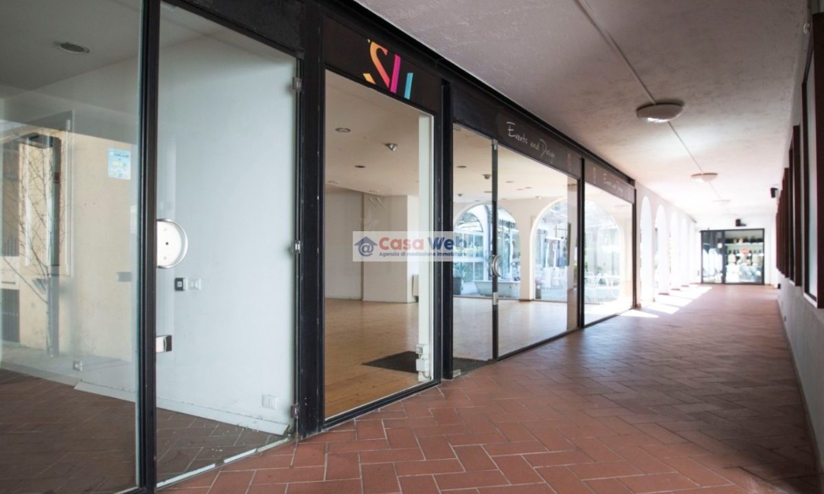 04-1 Esterno galleria